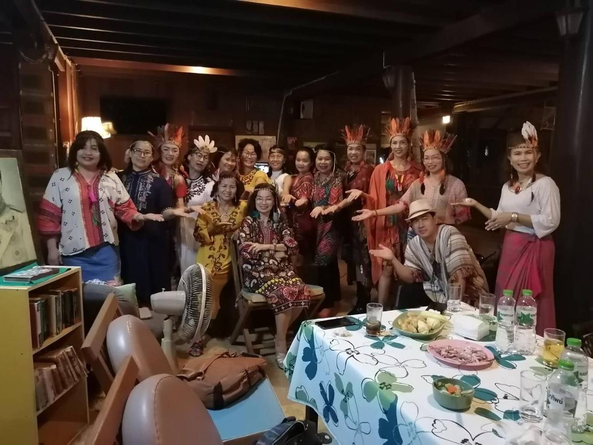 Ruen Thai Rim Haad Thang Kwian Eksteriør billede