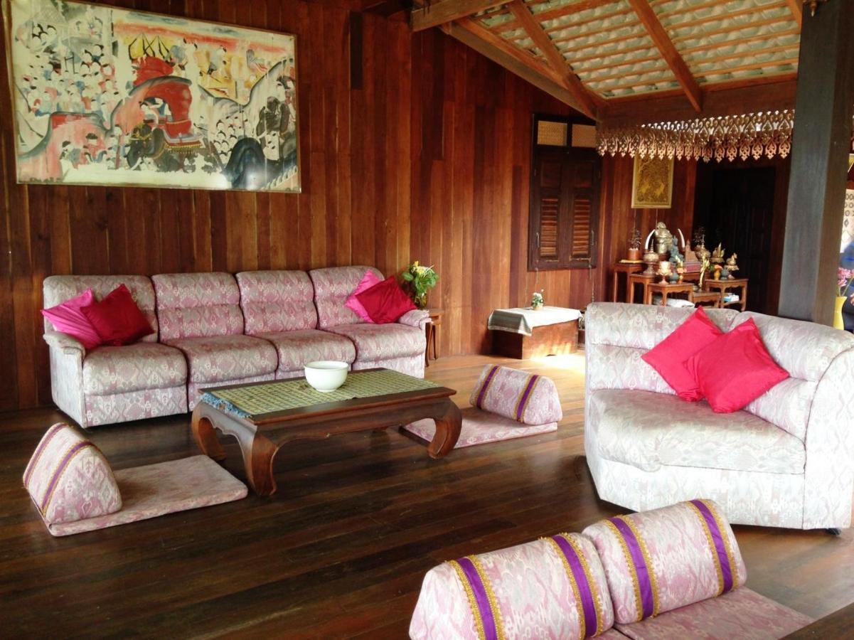 Ruen Thai Rim Haad Thang Kwian Eksteriør billede